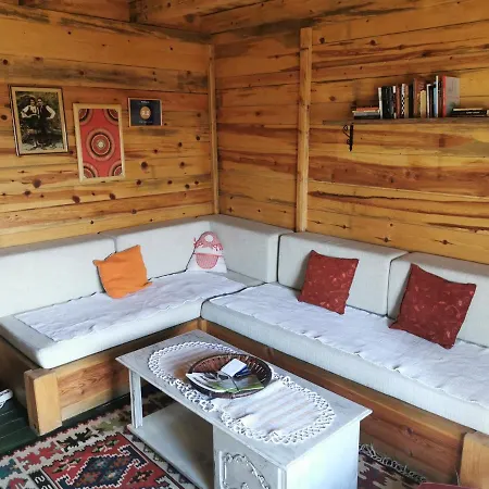 Belino Sokace Dağ evi